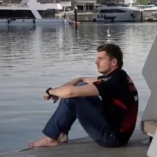 😔