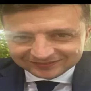 🤢