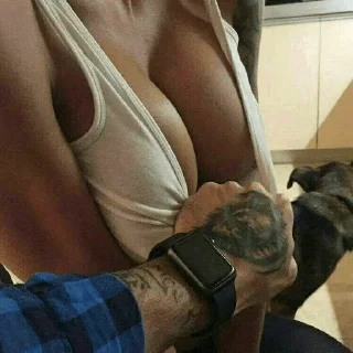 😜