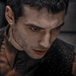 🎬