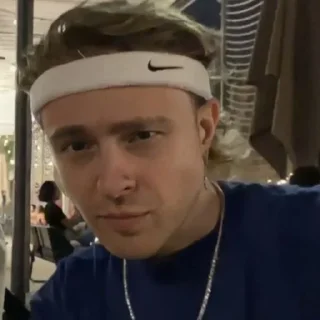 😏