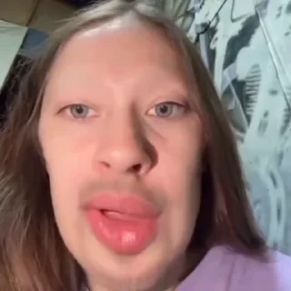 🥸