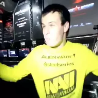 🥳