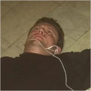 😔