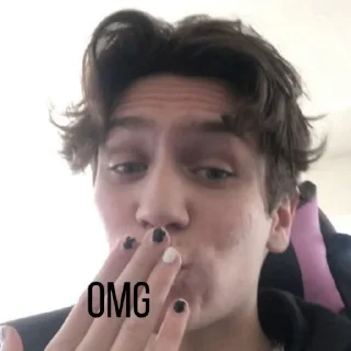 😳