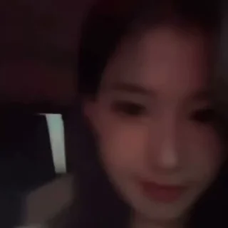 👀