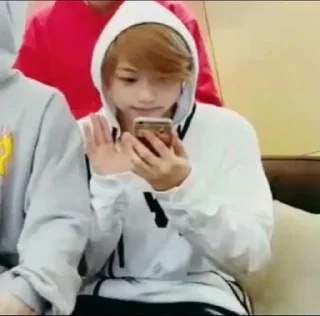 📱
