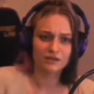 😮