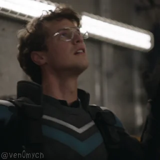 🕺