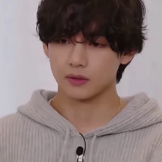😐