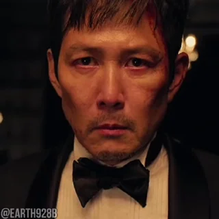 😠