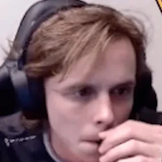 😐
