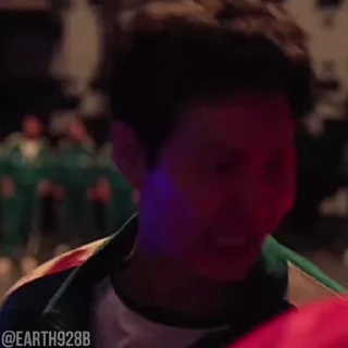 😡