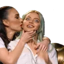 💋