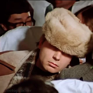 😴