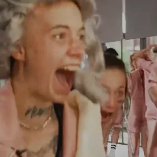 🙉