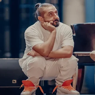 😇