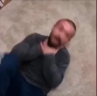 😱