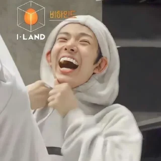 😂