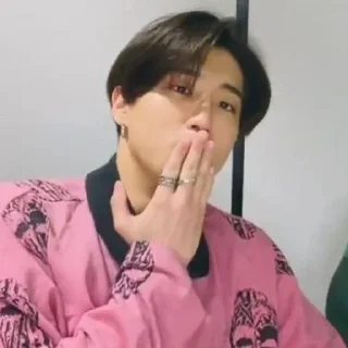 🤍