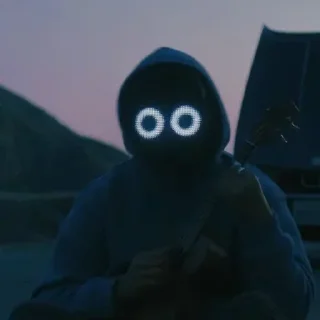👤