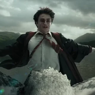 🥳