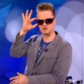 👀