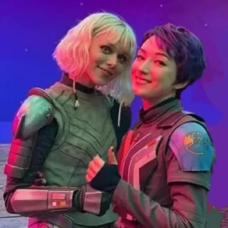 👩‍❤️‍👩