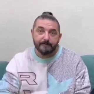 😐