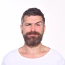 🤨