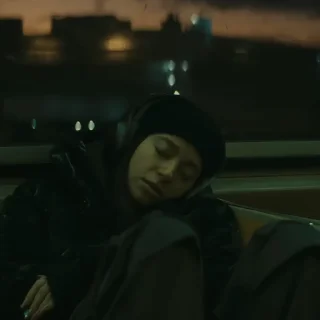😴