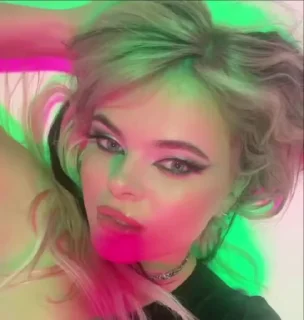 🫦