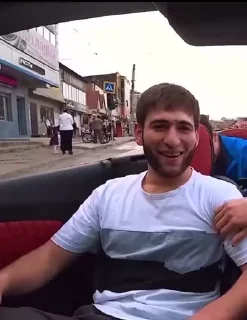 😂