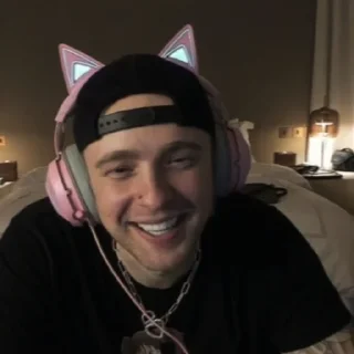 😁