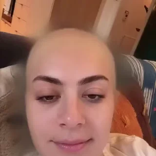 😭
