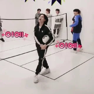 🏆