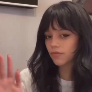 😘