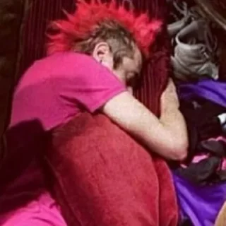 😴