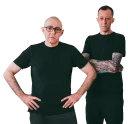 👬