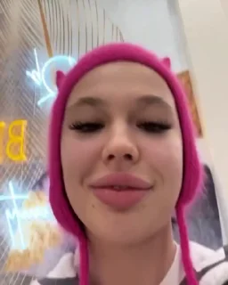 💋