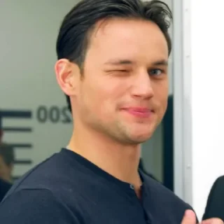 😜