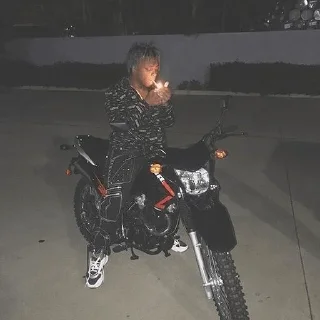 🏍