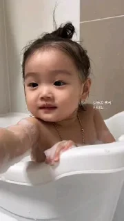 🦋