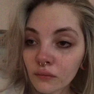 😢