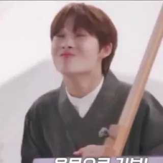 🥴