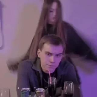🕺