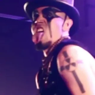😛