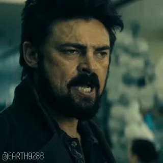 😠