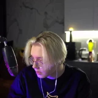 🧐