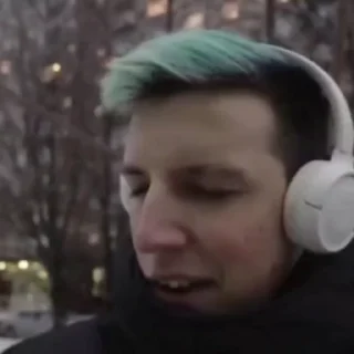 🎧
